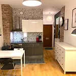 Cozy Gem In The Heart Of Design District